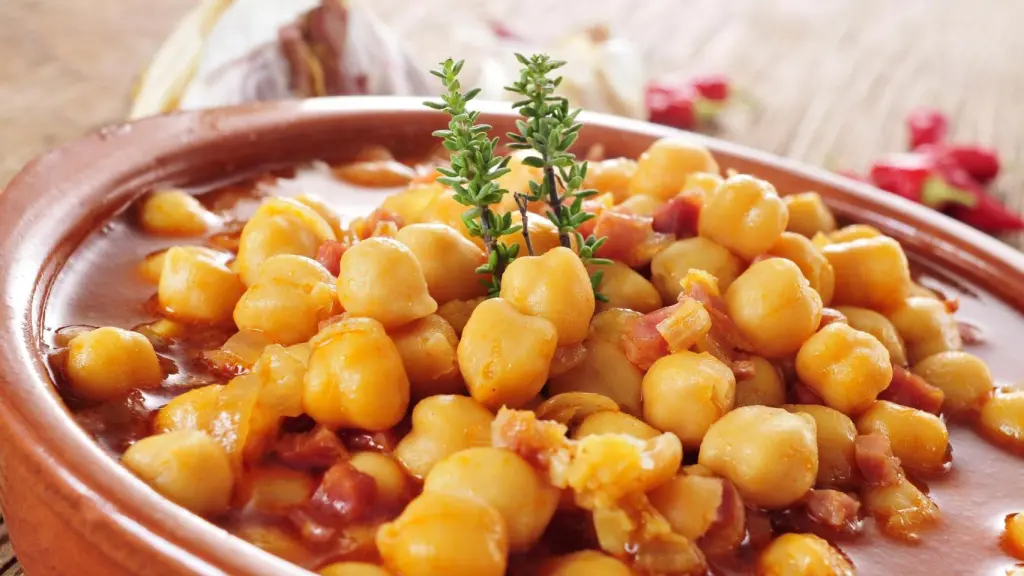 cazuela de garbanzos