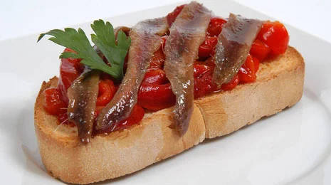 tostaanchoaspiquillo